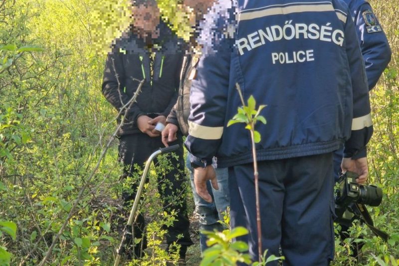 A 33 éves férfi egy Buják melletti, erdős területen ásta el áldozatát (Fotó: Nógrád Vármegyei Rendőr-főkapitányság)