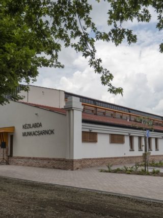 A balassagyarmati kézilabdacsarnok az átadásának napján, 2023. június 8-án. (Fotó: MTI/Komka Péter)