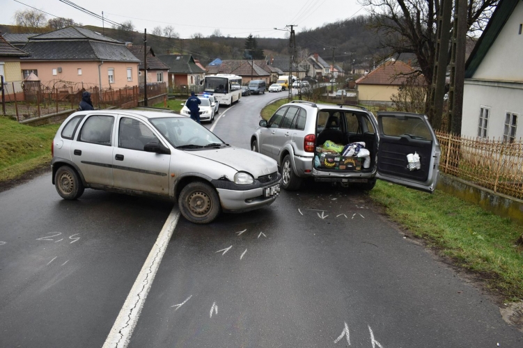 Archív fotó a 2023 januárjában, Magyargécen történt balesetről (Fotó: Nógrád Vármegyei Rendőr-főkapitányság)