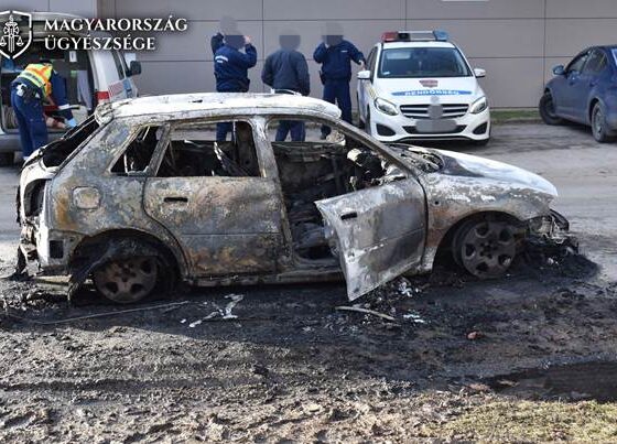 A 25 éves férfi autója Jobbágyiban felmondta a szolgálatot, majd kigyulladt. (Fotó: Nógrád Vármegyei Főügyészség)